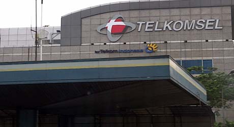 Telkomsel Propose 3G License at 1800 MHz Spectrum